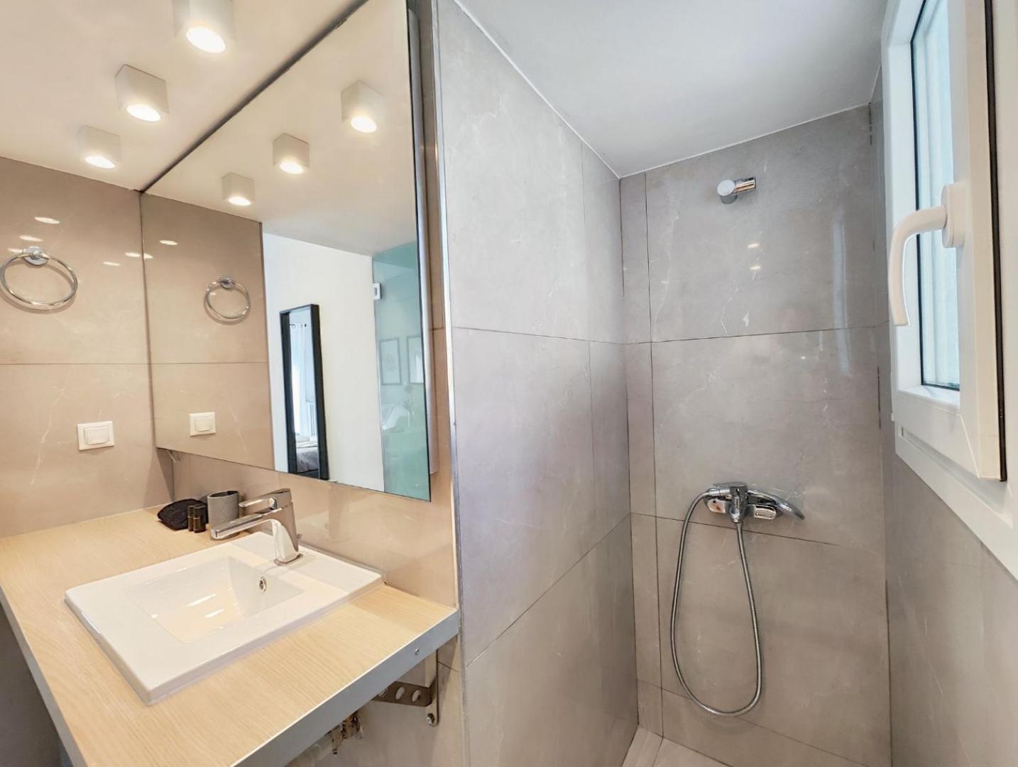 Zea Apartments Pireusz Szoba fotó